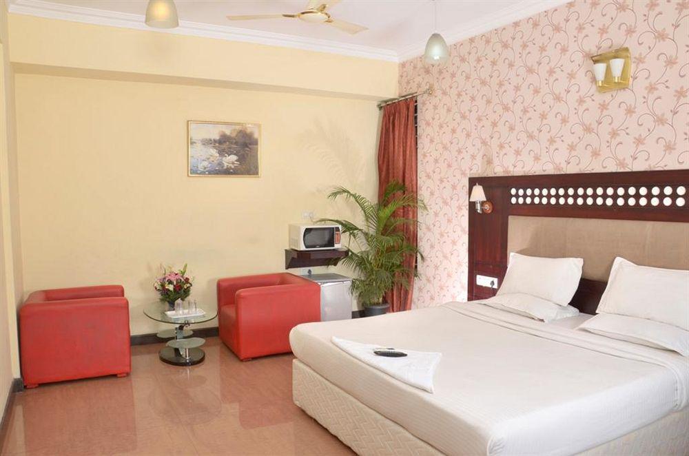 Solitaire Suites Bangalore Exterior photo