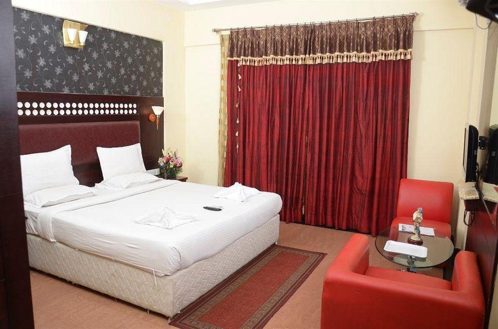 Solitaire Suites Bangalore Exterior photo